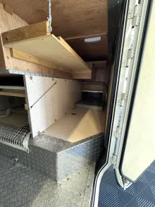 Fahrzeugbild Carthago Mondial 45 R Alkoven Rundsitzgruppe #8