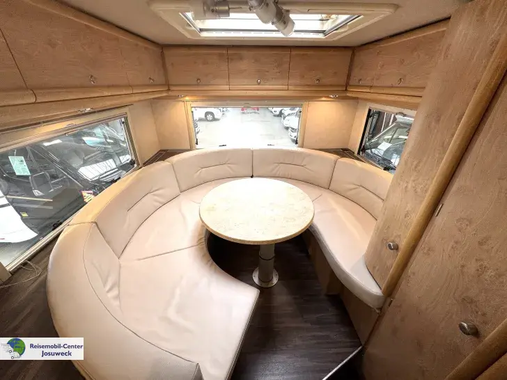 Fahrzeugbild Carthago Mondial 45 R Alkoven Rundsitzgruppe #18