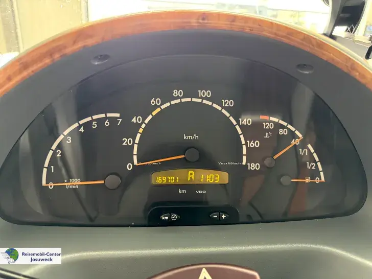 Fahrzeugbild Carthago Mondial 45 R Alkoven Rundsitzgruppe #19