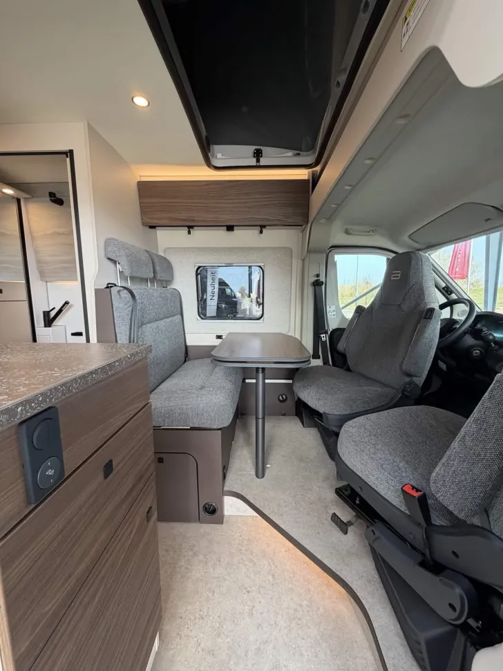 Fahrzeugbild Bürstner Papillon PC 6.0 Aufstelldach #9