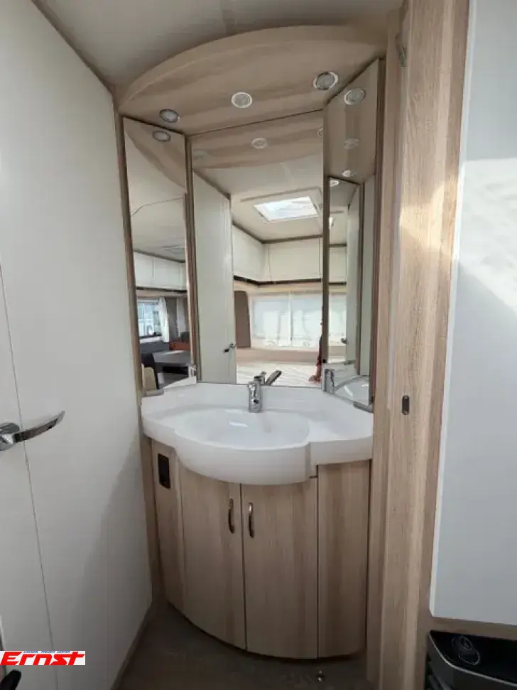 Fahrzeugbild Hobby De Luxe 400 SFe #6