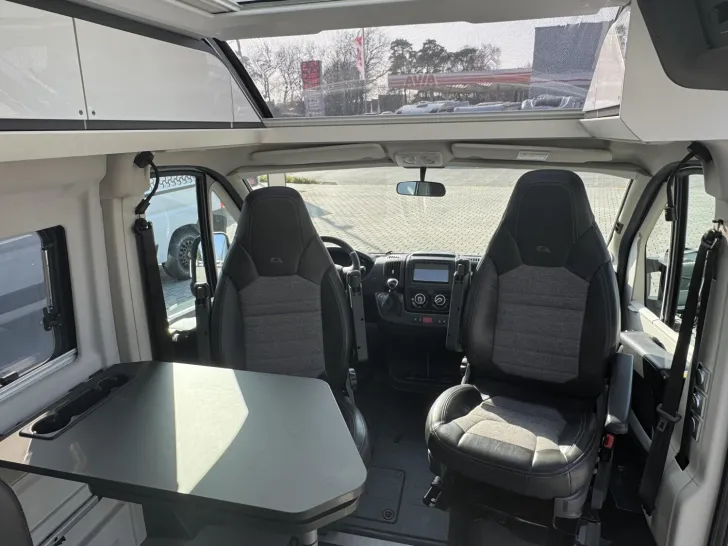 Fahrzeugbild Adria Twin Supreme 640 SGX Luftfederung Sat TV Lithium #6
