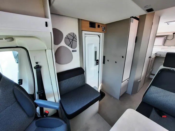 Fahrzeugbild LMC Tracer 730 EL Verfüg./Sparen Sie 10.661,- € #7