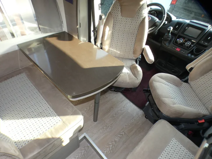 Fahrzeugbild Hobby Optima De Luxe V65 GE #11