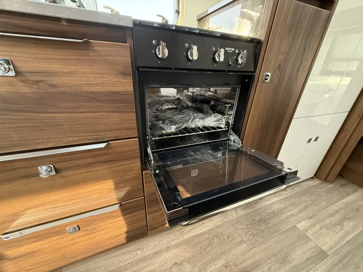 Fahrzeugbild Fendt Diamant 650 GDW 2.500 kg Auflastung! #16