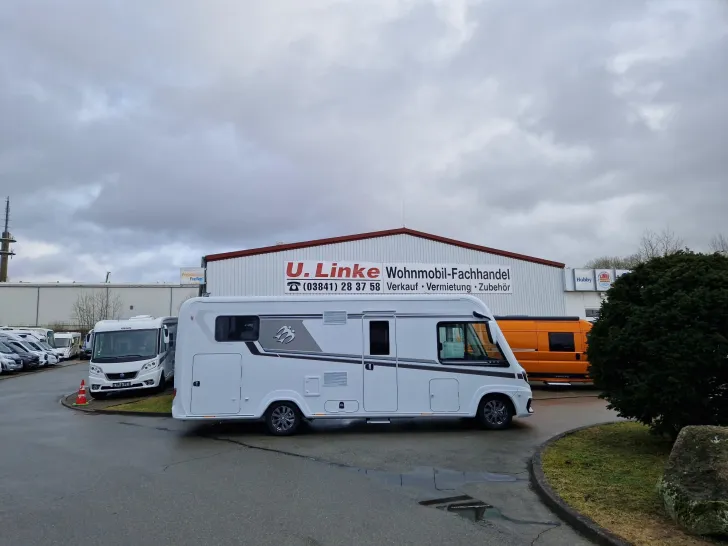 Fahrzeugbild Knaus SUN I 700 #1