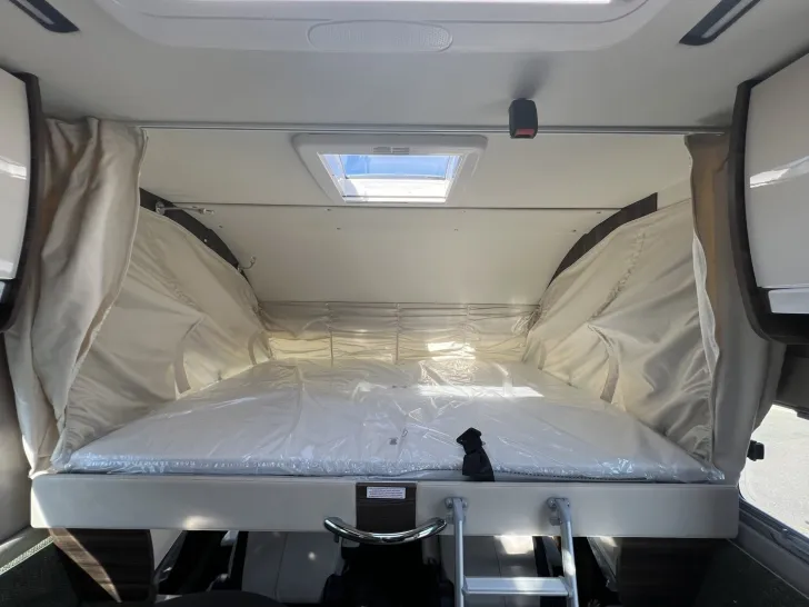 Fahrzeugbild Laika Ecovip H 4109 #11