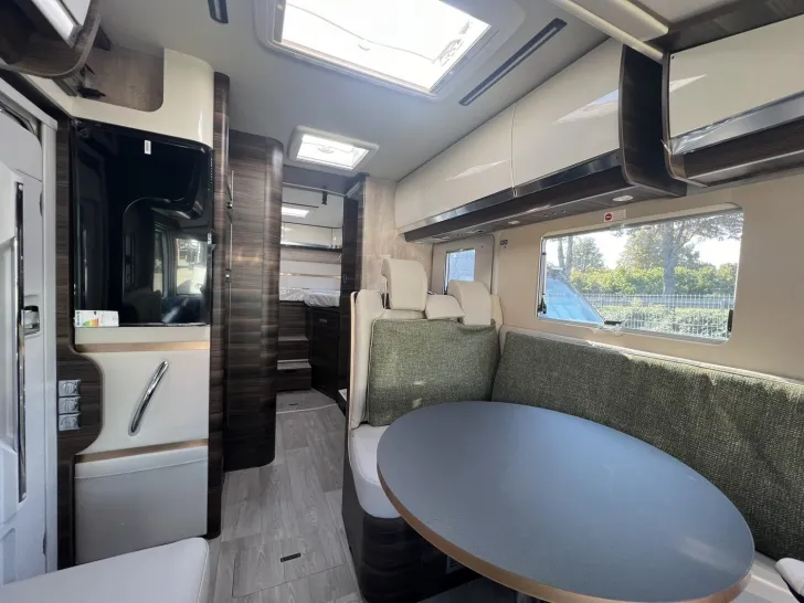 Fahrzeugbild Laika Ecovip H 4109 #12