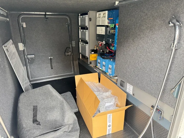 Fahrzeugbild Niesmann + Bischoff iSmove 6.9 E Winter-P. / Dachkl. / Zerhacktoil. #20