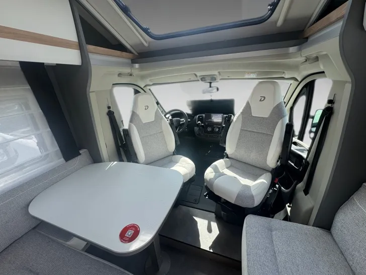 Fahrzeugbild Dethleffs Just Camp Active T 7052 EB Frühjahrs-Sale #11