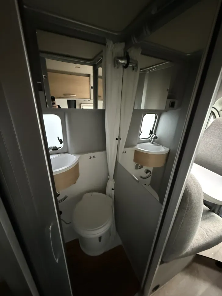 Fahrzeugbild Hymer Free 602 #11