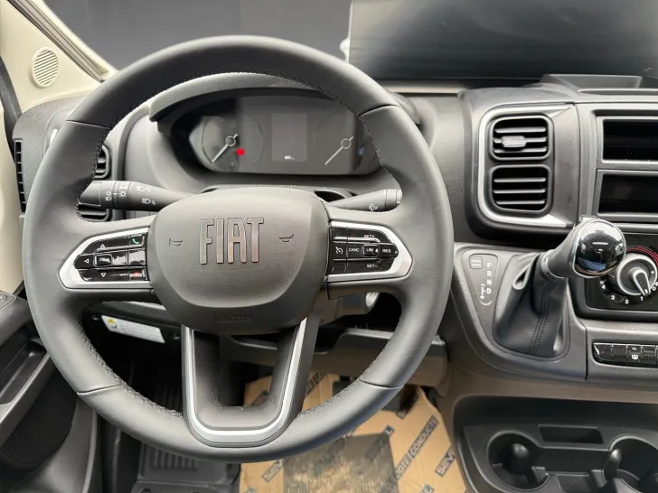 Fahrzeugbild Sunlight T XX 68 Keep on Rolling Aktionspreis! #9