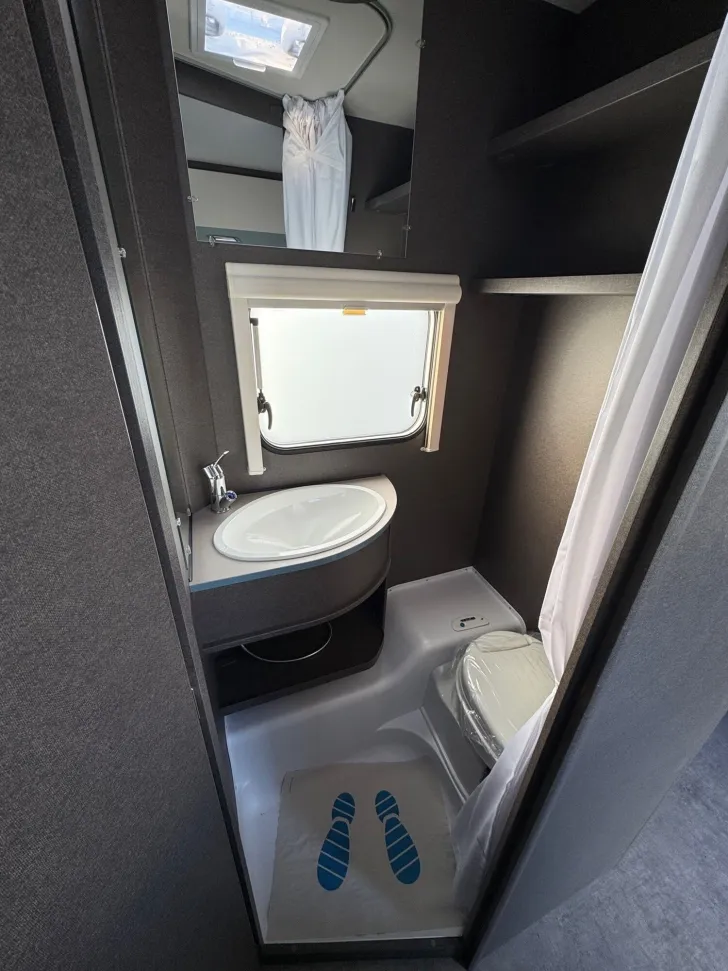 Fahrzeugbild Dethleffs c-joy 460 LE #9