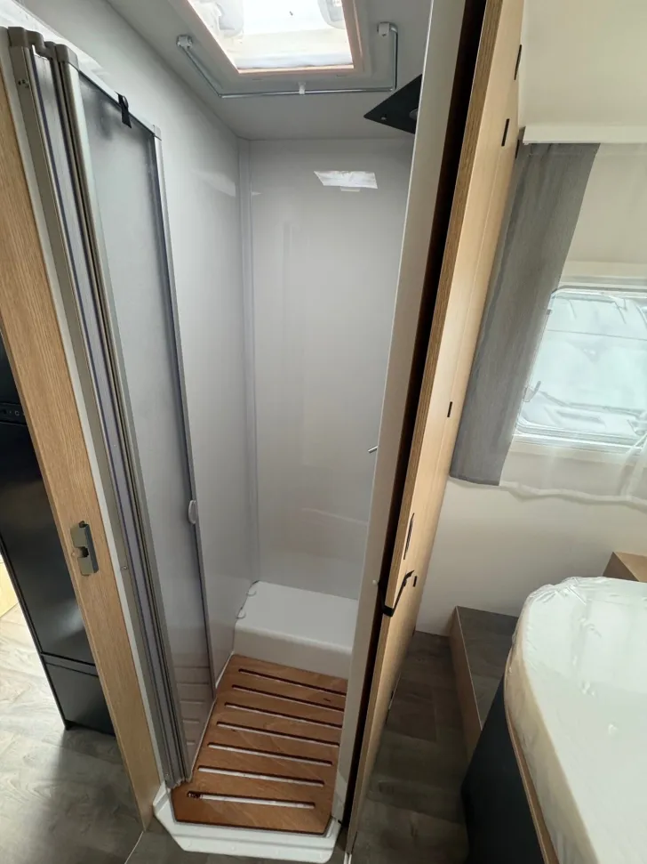 Fahrzeugbild Sunlight Adventure T 69LC Keep on Rolling Aktionspreis! #17