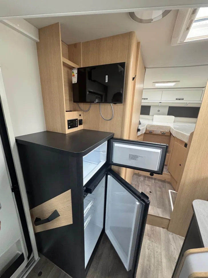 Fahrzeugbild Sunlight Adventure T Ford 680 Keep on RollingAktionspreis #14