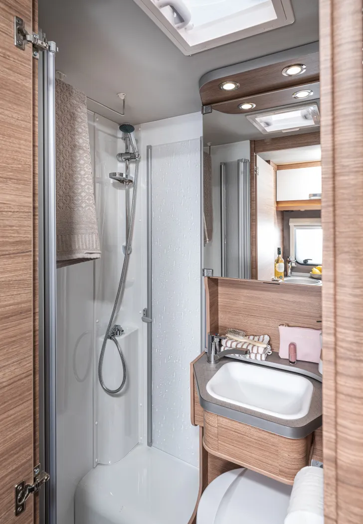 Fahrzeugbild Weinsberg CaraCompact 600 MEG EDITION [PEPPER] Modell 2026! #4