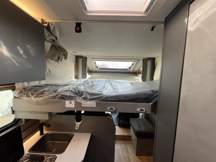 Fahrzeugbild Crosscamp EXPDN T 7.0 E Peugeot #13