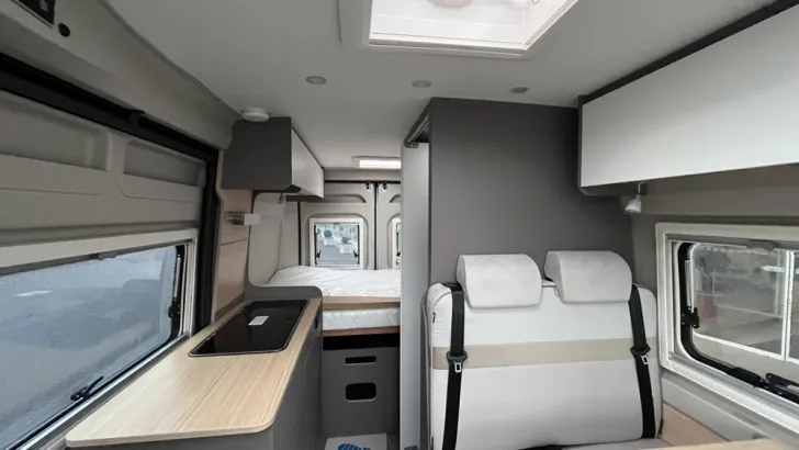 Fahrzeugbild LMC Innovan 540 #8