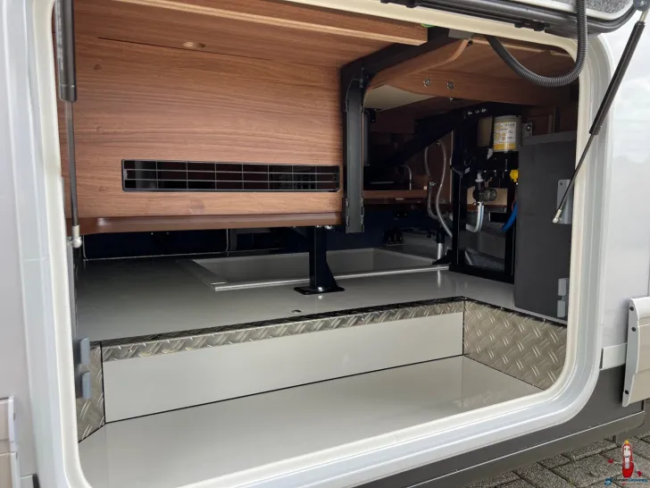 Fahrzeugbild Carthago chic e-line xl I 61 LE (430) #48