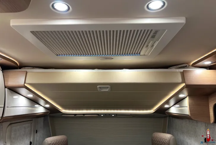 Fahrzeugbild Carthago c-tourer I 143 LE MB (422) #23