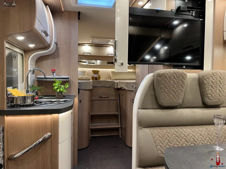 Fahrzeugbild Carthago c-tourer I 143 LE MB (422) #24