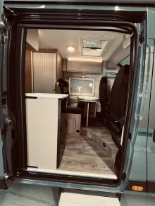 Fahrzeugbild Carado pro+ CV 640+ Solar, AHK, Navi, RFK, AWT isoliert #23
