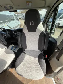 Fahrzeugbild Crosscamp ADVTR 6.4 EF Peugeot Automatik, AWT isoliert #7