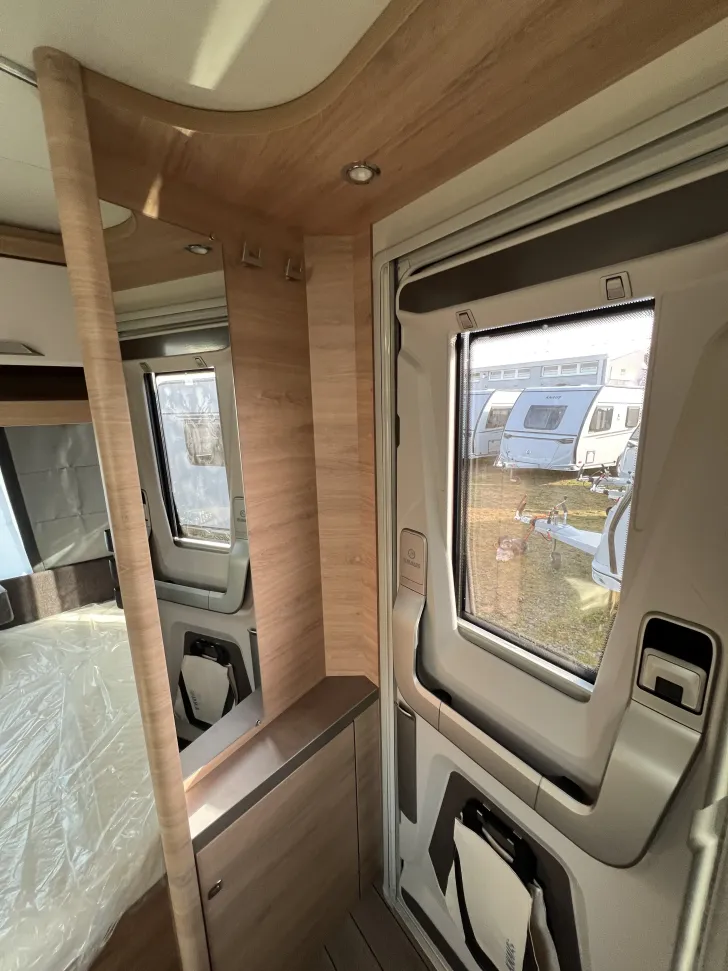 Fahrzeugbild Knaus Südwind 580 QS Black Selection #5