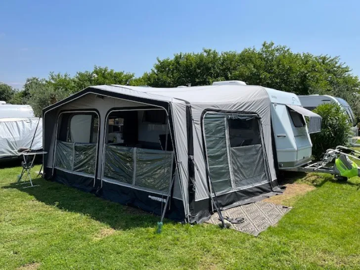 Fahrzeugbild Hymer Eriba Nova 465 guter Zustand #9