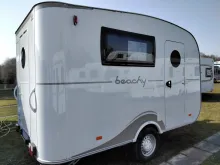 Fahrzeugbild Hobby Beachy 360 #3