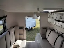 Fahrzeugbild Hobby Beachy 360 #13