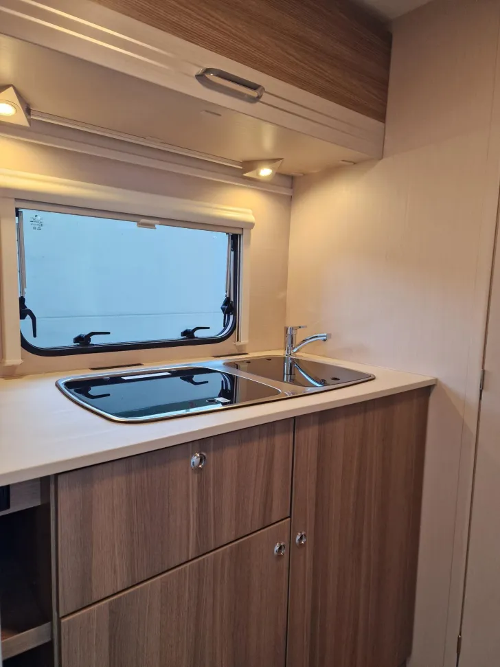 Fahrzeugbild Dethleffs c-joy 420 QSH - sehr gepflegt #5