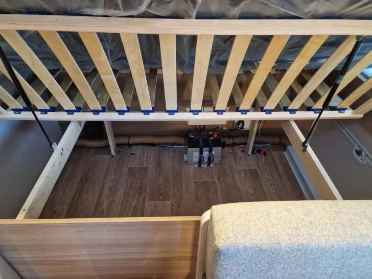 Fahrzeugbild Dethleffs c-joy 420 QSH - sehr gepflegt #11