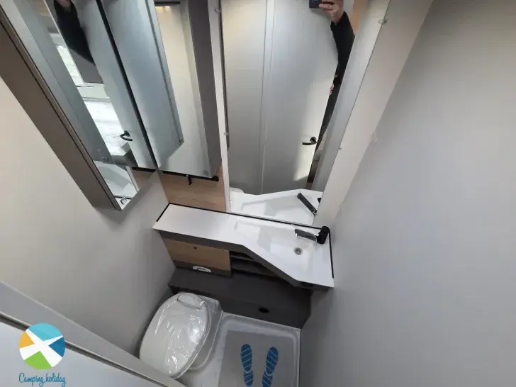 Sicht vorne-hinten Bürstner B66 490 TL