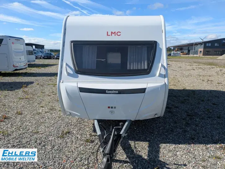 Fahrzeugbild LMC Sassino 390 K GFK-Bug-Dach-Heck/Anti-Schlingerkupplung/1,36t #3