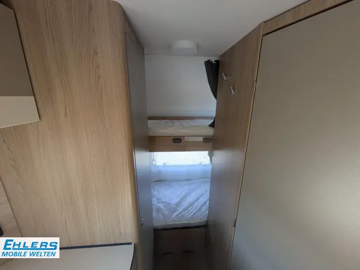 Fahrzeugbild LMC Sassino 390 K GFK-Bug-Dach-Heck/Anti-Schlingerkupplung/1,36t #11