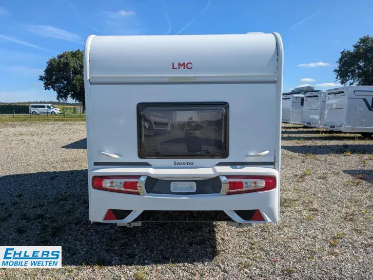 Fahrzeugbild LMC Sassino 390 K GFK-Bug-Dach-Heck/Anti-Schlingerkupplung/1,36t #16