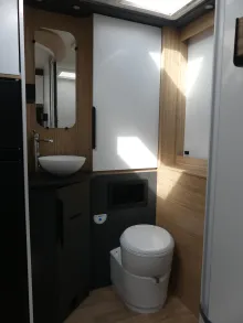 Fahrzeugbild Pilote Pacific P690D Evidence Jubiläumsangebot #11