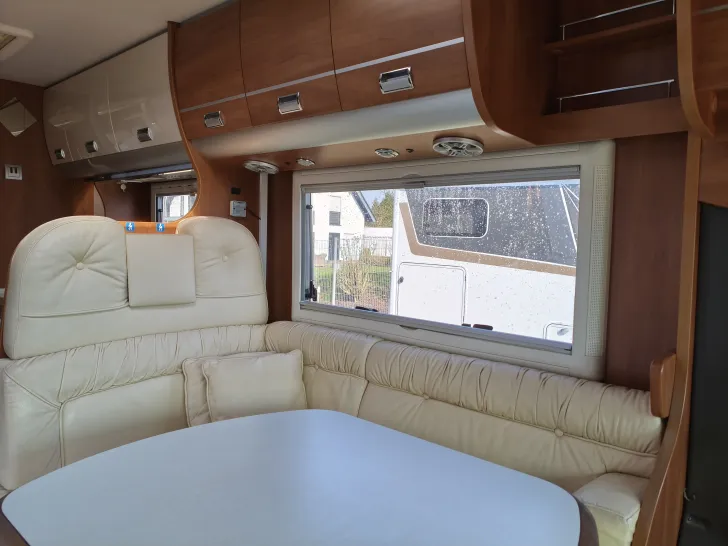 Fahrzeugbild Laika Rexosline 800 L Iveco 5.4to - hydr.Hubstützen- #11