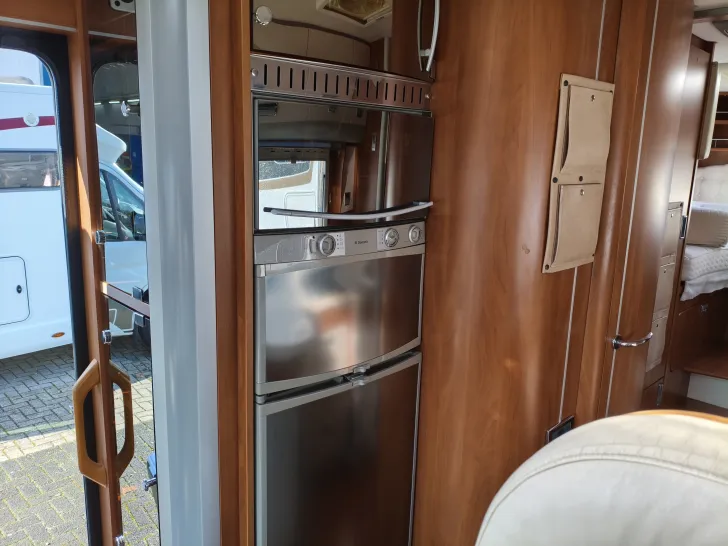 Fahrzeugbild Laika Rexosline 800 L Iveco 5.4to - hydr.Hubstützen- #14