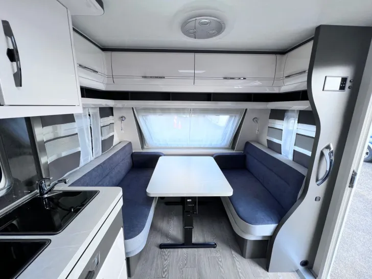 Fahrzeugbild Hobby Excellent 495 WFB Modell 2023 ausgestellt! #9