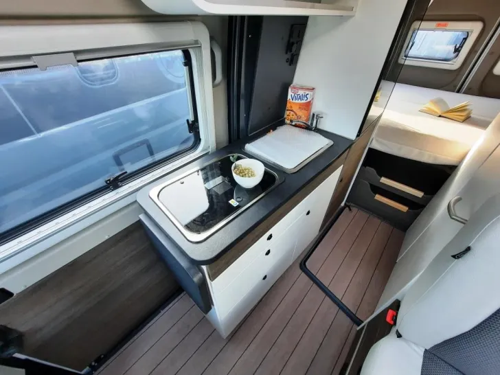 Fahrzeugbild VanTourer 600 D Tageszulassung 24.500 € sparen #7