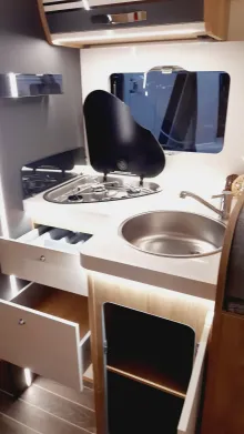 Fahrzeugbild Roller Team Kronos 284 TL TOP Fahrzeug, 5 Schlafplätze #22