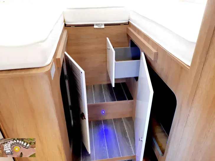 Fahrzeugbild Roller Team Kronos 285 TL *** VERKAUFT *** #10