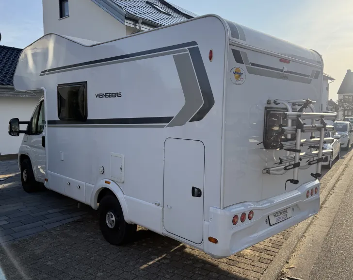 Fahrzeugbild Weinsberg CaraHome 600 DKG 6 Sitz- und Schlafplätze, #4