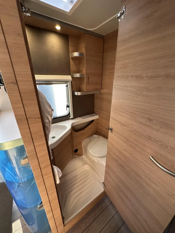 Fahrzeugbild Knaus Südwind BLACK SELECTION 540 UE Mover|Dachklima #12
