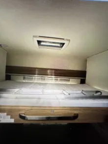 Fahrzeugbild Bürstner Premio Plus 440 TK Neuwertig #8