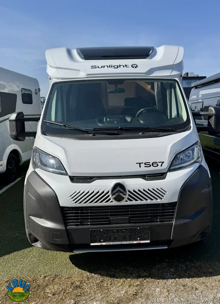 Fahrzeugbild Sunlight T 67S 5 Sitzplätze mit Gurt #4
