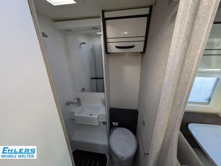 Fahrzeugbild Forster T FT599HB Travel-Line-Paket/Aufbaubatterie #14