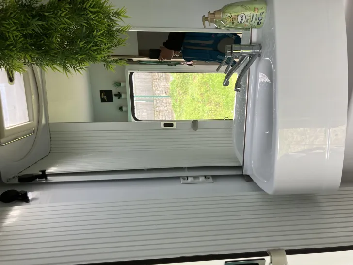 Fahrzeugbild Chausson Alkoven C656 Sehr guter Zustand, #6